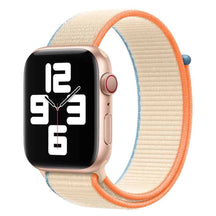 Apple Watch Sport Loop Armband in Creme