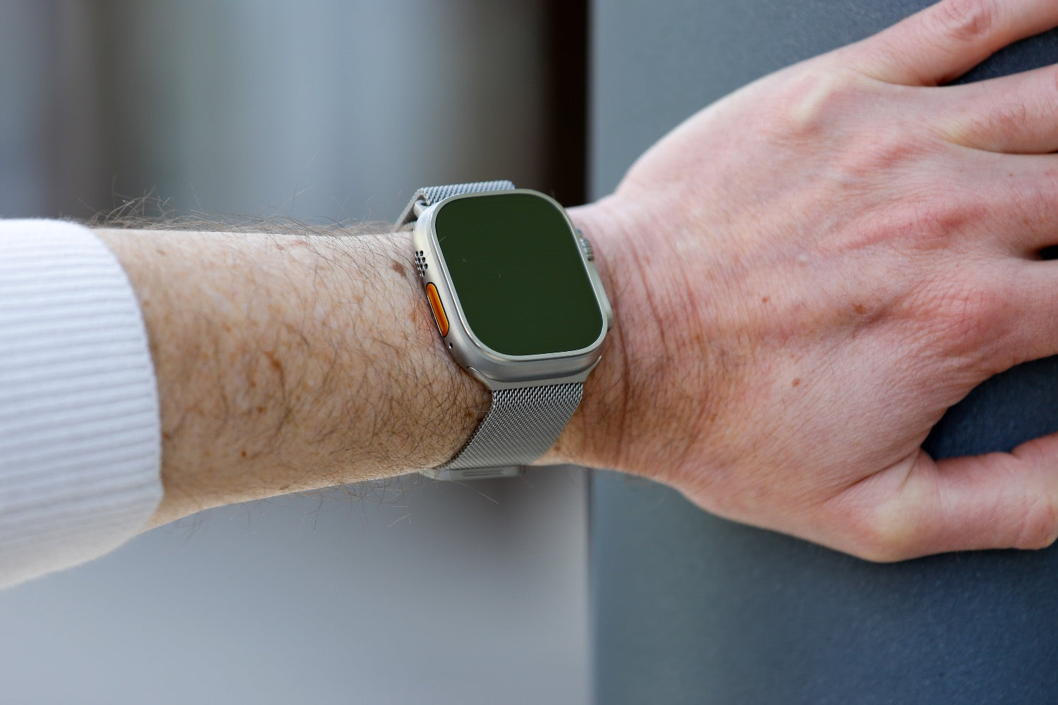 Milanaise Armband für Apple Watch Ultra (Titanfarben, extra breit)