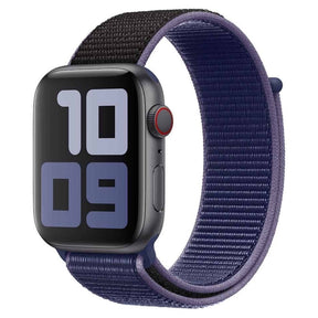 Apple Watch Sport Loop Armband in Mitternachtsblau