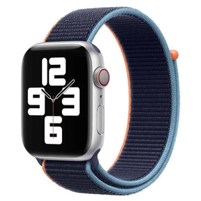 Apple Watch Sport Loop Armband in Dunkelmarine
